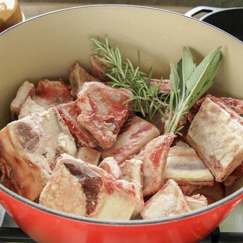 Split Knuckle Bones (Soup Bones)